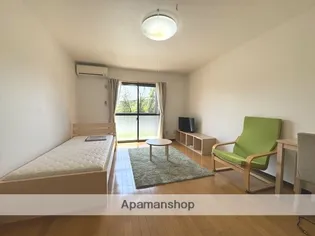 アルベールC棟【1階】の居間