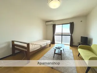 アルベールA棟【2C号室】の居間