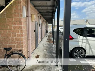 アルベールA棟【2C号室】の外観