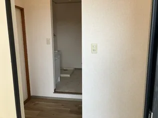 グレースハイム【2階】の玄関