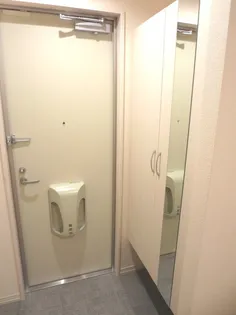 コンフィアンス【3階】の玄関