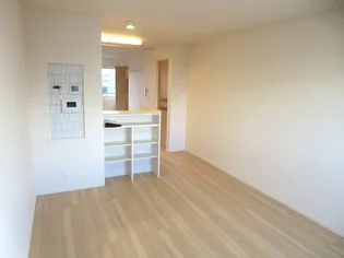 コンフィアンス【3階】の居間