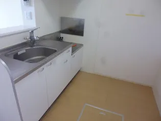 クレスト菰野【1階】のキッチン