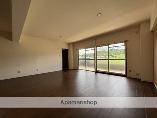 FORZA NABARI【2階】の内装