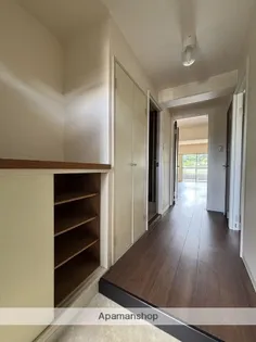 FORZA NABARI【2階】の玄関