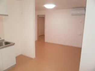 コンソラーレ F【2階】の居間