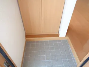 メゾン春風【2階】の玄関