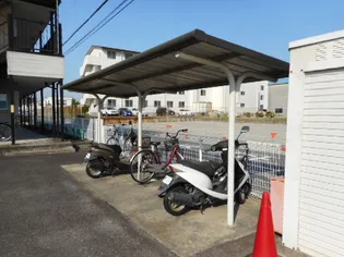 SURPLUSコスモス【1階】の外観