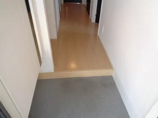 レーテ【1階】の玄関