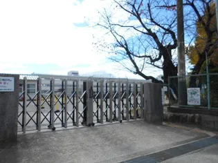 明楽 A棟【3階】の周辺