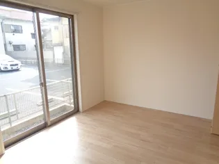 VERGE B棟【102号室号室】の内装