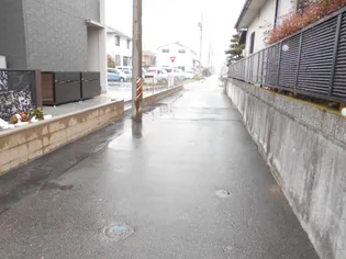 ベイフィールド【2階】の周辺