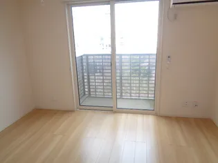 HAPPY【1階】の居間