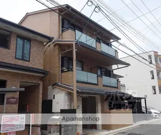 IRIS【2階】の外観