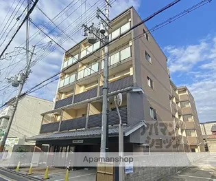 ラグゼナ清水五条【108号室】の外観