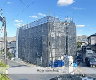 フラッツ六地蔵【1階】の外観