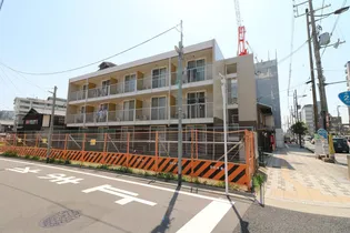 レオパレスPOLESTARⅢ【201号室】の外観