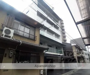 APPARTAMENTO御所西【202号室】の外観