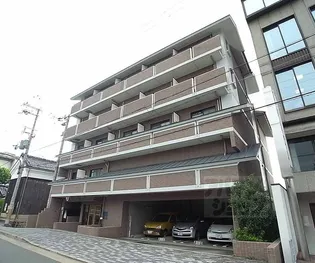 プレサンス京都二条城前【3階】の外観