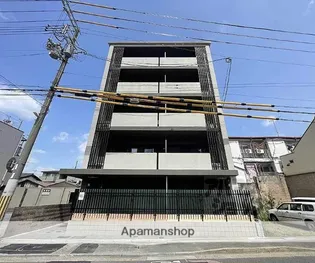 O・E・S【101号室】の外観