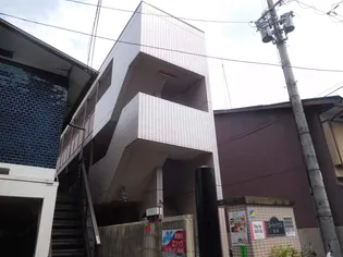 コートハウス紫明【203号室】の外観