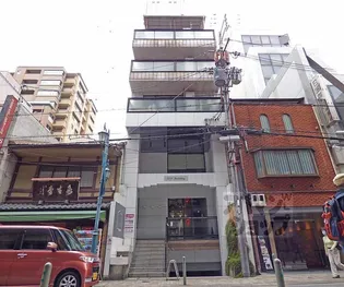 TAT BUILDING【301号室】の外観