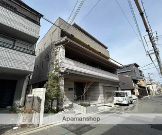 アウスレーゼ御所【102号室】の外観