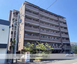 フローライト西院【301号室】の外観