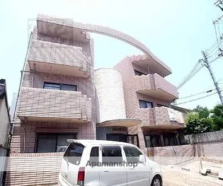 ロイヤルむらかみ【3階】の外観