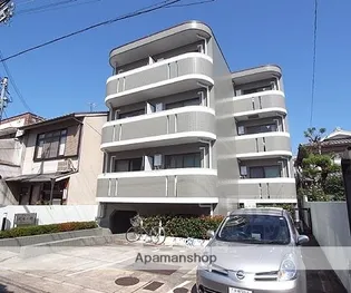 ベルヴィ武者小路【405号室】の外観