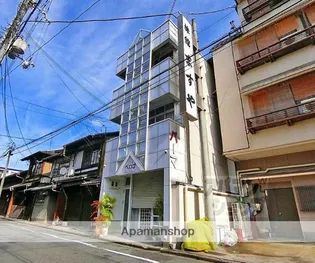 マンションカガワ【302号室】の外観