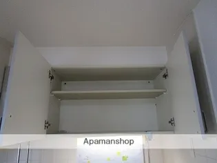 コアロード鷹ヶ峯【302号室】の内装