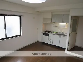 コアロード鷹ヶ峯【302号室】の内装