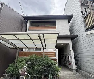 カーサブリーゼ【1階】の外観