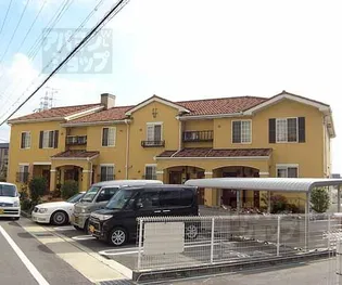 リエゾン コートの画像