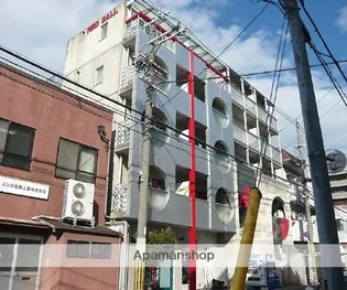 レッドボールコート上鳥羽【206号室】の外観