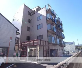 シャトー太秦【1階】の外観