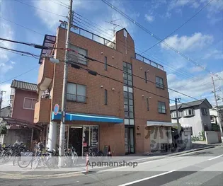 ファーストコーポ白川【3階】の外観