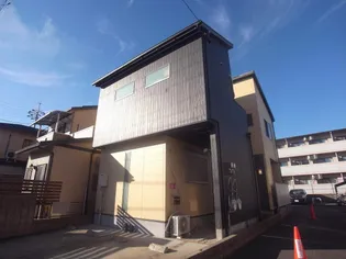 京都府京都市山科区西野岸ノ下町【タウンハウス】の外観