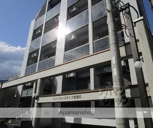 エントランスライフ金閣G【101号室】の外観