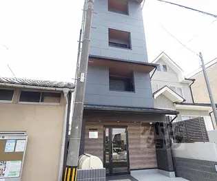 サントス堀川紫明【301号室】の外観