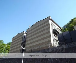 レオパレスMOKO【205号室】の外観