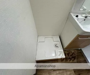 グレーシー西ノ京【1階】の内装