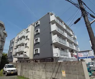 アビターレ深草【509号室】の外観