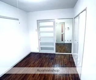 シャンポール御所南【303号室】の内装