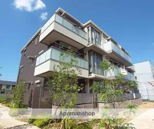 シャーメゾンURARAの画像