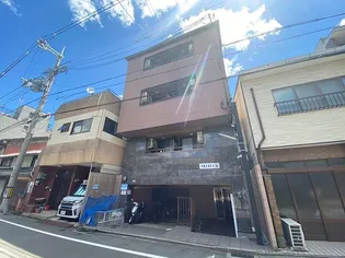 京都府京都市左京区和国町新堺町通仁王門下る【マンション】の外観