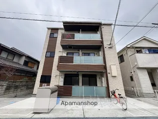 センチュリー江坂【3階】の外観