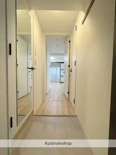 クロスレジデンス阿波座(旧アーバネックス阿波座駅前)【6階】の玄関