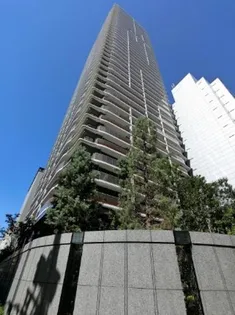 ローレルタワー堺筋本町【16階】の外観